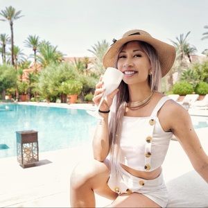 Button detailed solid cami with shorts